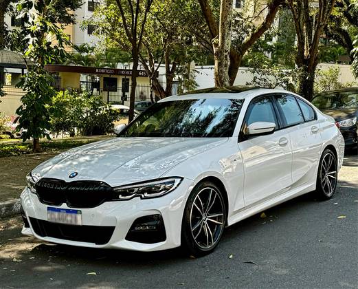 BMW 320i 2.0 16V TURBO FLEX M SPORT AUTOMÁTICO BMW 320i 2.0 16V TURBO FLEX M SPORT AUTOMÁTICO